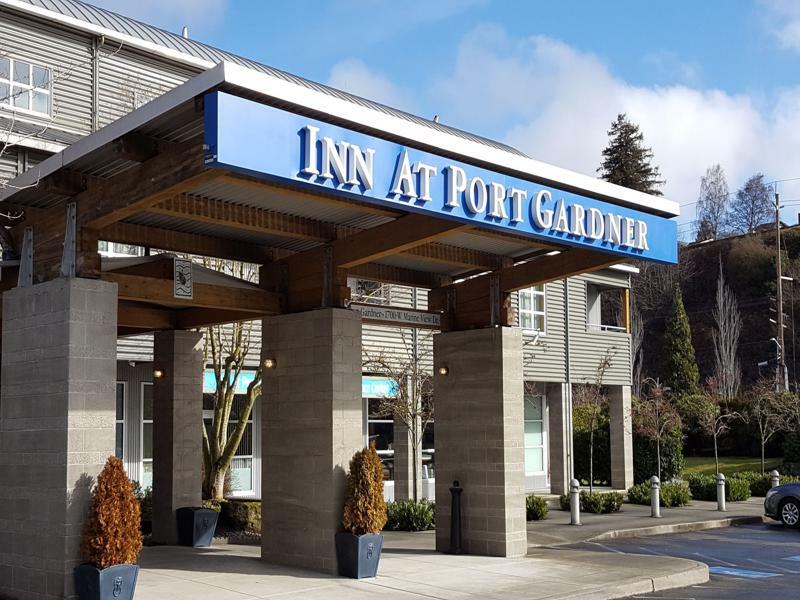 At Port Gardner-everett Waterfront, Ascend Collection Hotel